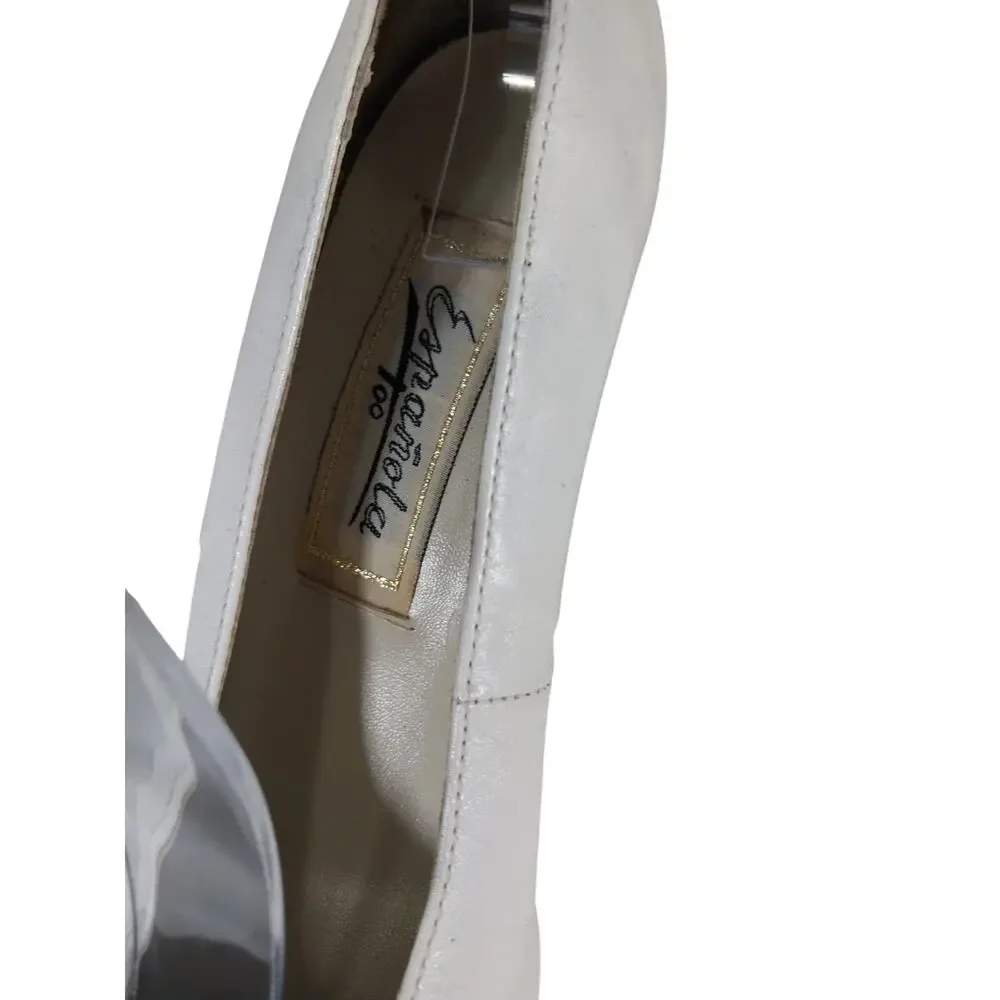 ESPANOLA! EGGSHELL/CREAM GENUINE LEATHER CHUNKY HEEL, SQUARISH TOE HEELS! 7.5M